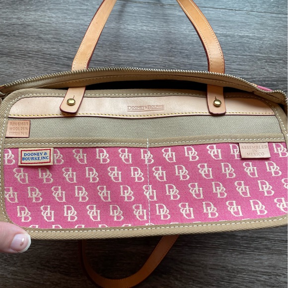 Vintage pink monogrammed dooney & bourke handled tote - Picture 4 of 5